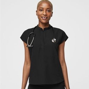 SOLD Black Rafaela oversized scrub top
